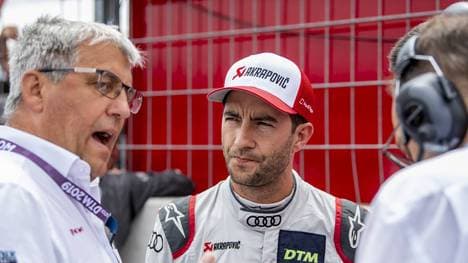 Teamchef Ernst Moser (l.) und Fahrer Mike Rockefeller vom DTM-Team Phoenix Racing