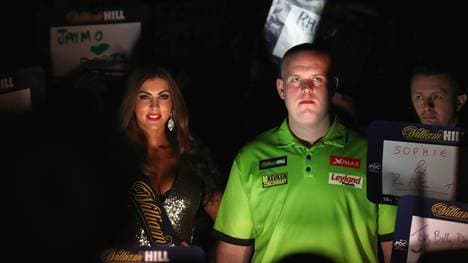 2017 William Hill PDC World Darts Championships - Day Fourteen