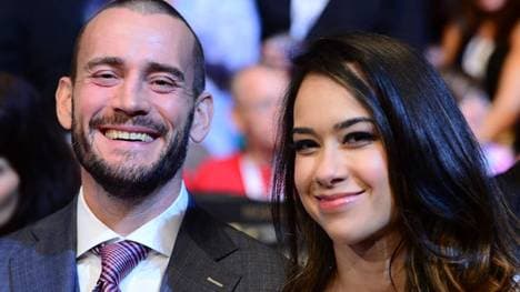 AJ Lee und CM Punk bei einem gemeinsamen Auftritt 2015