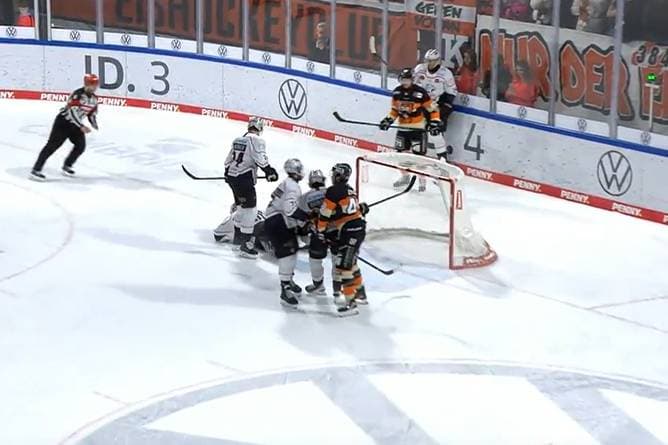 Grizzlys Wolfsburg - Nürnberg Ice Tigers 
