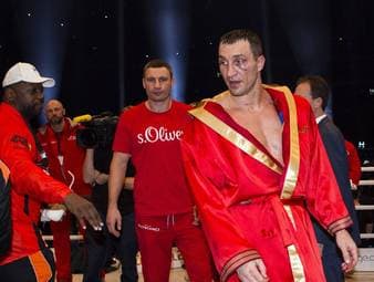 Der bizarre Kampf, der eine Box-Legende vom Thron stieß