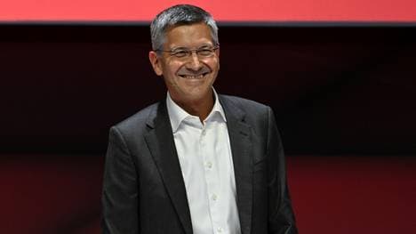 Bayern-Präsident Hainer stichelt bei JHV gegen Experten