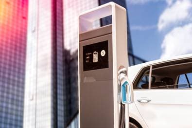 Mein E-Auto laden: So mache ich es richtig