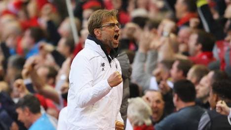 Liverpool v Villarreal CF - UEFA Europa League Semi Final: Second Leg