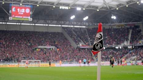 Der FC Bayern gastiert am Freitag beim SC Freiburg