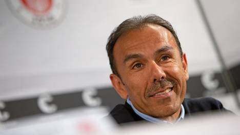 Jos Luhukay stieg schon mit Gladbach, Augsburg und Hertha in die Bundesliga auf