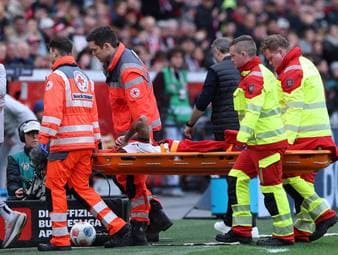 Mit Tränen vom Feld: Nächster Schock für Bayer