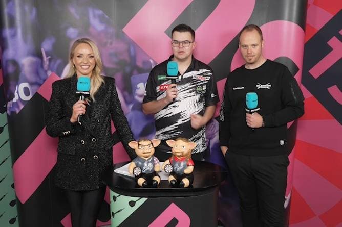 Pfiffe und Buhrufe! Fan-Verhalten "frustriert" van Veen