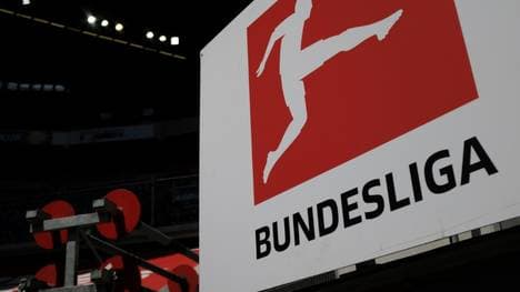 Rekordeinnahmen durch Sticker und Trading Cards