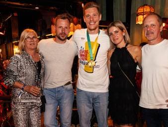 Marcel Halstenberg war Nationalspieler und Pokalsieger. Doch mit 33 Jahren hatte er genug vom Profifußball. Heute steht für ihn ein ganz besonderes Familienkonstrukt im Mittelpunkt. 
