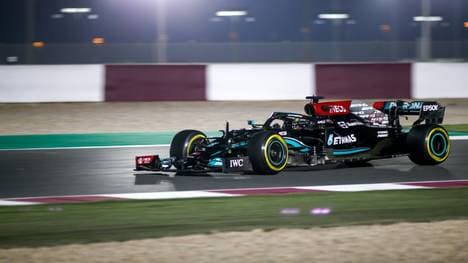 Hamilton gewinnt in Katar