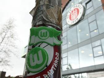 Showdown im Abstiegskampf: Vor dem entscheidenden 34. Spieltag der Fußball-Bundesliga blickt SPORT1 auf den VfL Wolfsburg und den FC St. Pauli.