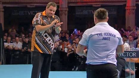Adrian Lewis spendet Gerwyn Price Applaus