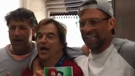 Jürgen Klopp (r.), Campino (M.) und Peter Krawietz ließen sich von der Finalniederlage gegen Real Madrid nicht lange entmutigen