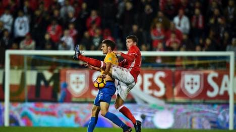 FBL-POR-LIGA-ESTORIL-BENFICA