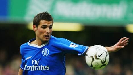 Adrian Mutu wechselte nach Ablauf seiner Sperre vom FC Chelsea über den AC Livorno ablösefrei zu JuventusTurin