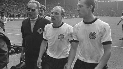 Uwe Seeler ging mit Deutschland im WM-Finale von 1966 gegen England als Verlierer vom Platz