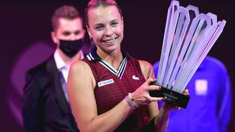 Anett Kontaveit nach ihrem Finalsieg über Simona Halep