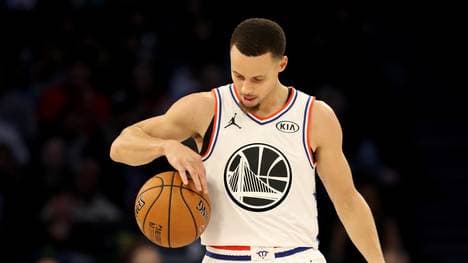 Trotz starken Spiels von Steph Curry verlieren die Golden State Warriors