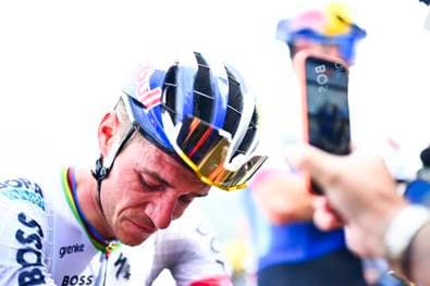 "Unmenschlich": Evenepoel teilt gegen Kontrollen aus