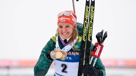 Denise Herrmann stürmte auch im Massenstart aufs Podest