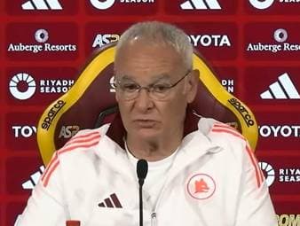 Mats Hummels hat gegen Bilbao eine frühe Rote Karte kassiert. Vor dem Liga-Spiel gegen Cagliari spricht sein Trainer Claudio Ranieri noch einmal über die Situation und nimmt den Verteidiger in Schutz.