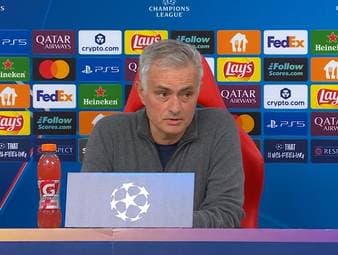 José Mourinho spricht über die dramatischen Schlussminuten im letzten Gruppenspiel der Champions League von Benfica gegen Real Madrid, als Keeper Anatolij Trubin seine Mannschaft mit einem Kopfball-Tor vor dem Aus bewahrte.