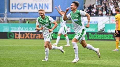 Felix Klaus von der SpVgg Greuther Fürth hat jetzt schon 200 Zweitliga-Einsätze