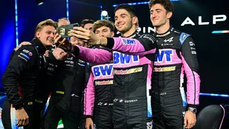 Schumacher (l.) startet für Alpine