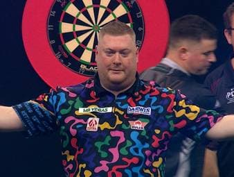 Ricky Evans gewinnt das Achtelfinale beim Grand Slam of Darts gegen Luke Woodhouse, nachdem er zwischenzeitlich mit drei Legs zurückliegt.
