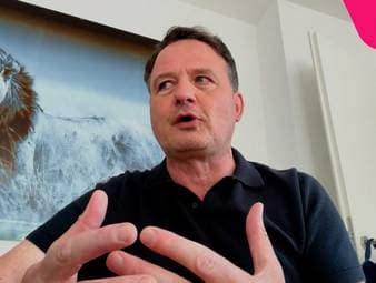 Im MagentaTV Breakfast Club äußert sich Wagner zum Rücktritt von Julian Nagelsmann und thematisiert die massiven Kommunikationsprobleme zwischen dem ehemaligen Bundestrainer und der Mannschaft.