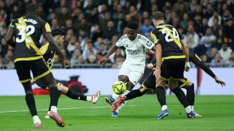 Vinicius Júnior bei seinem Führungstreffer für Real