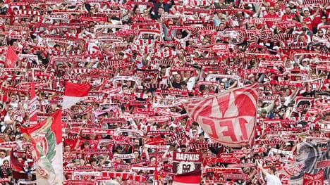 Die Fans des Fußball-Zweitligisten 1. FC Köln