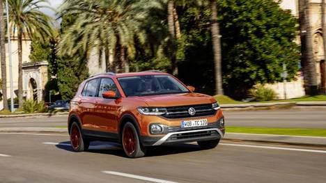 Der T-Cross kommt zu Preisen ab 17.975 Euro in den Handel