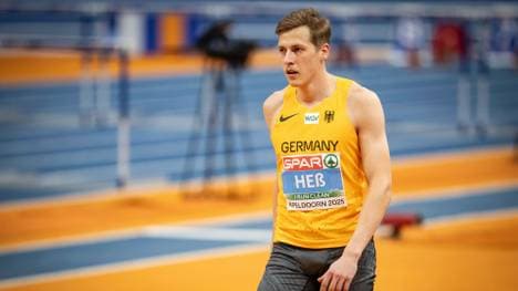 Max Heß hat eine Medaille verpasst