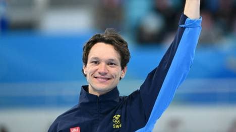 Nils van der Poel triumphiert in Heerenveen