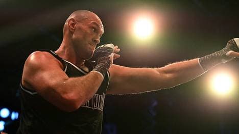 Tyson Fury boxt gegen Dereck Chisora