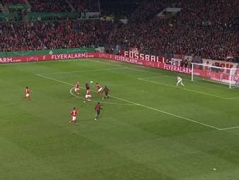 Erster Pflichtspielsieg für den FC Bayern im Jahr 2023. Beim 4:0-Erfolg in Mainz feierte Joao Cancelo einen Tag nach seiner Verpflichtung mit einem Assist einen gelungenen Einstand.