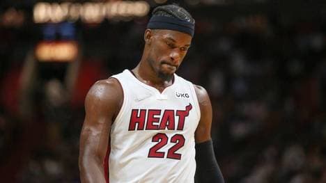 Jimmy Butler wird weiter von Knieproblemen verfolgt