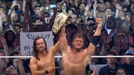MJF (r.) und Adam Cole sorgten bei AEW All In für eine Achterbahnfahrt der Gefühle