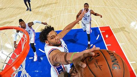 Jahlil Okafor wurde von den 76ers an dritter Stelle ausgewählt