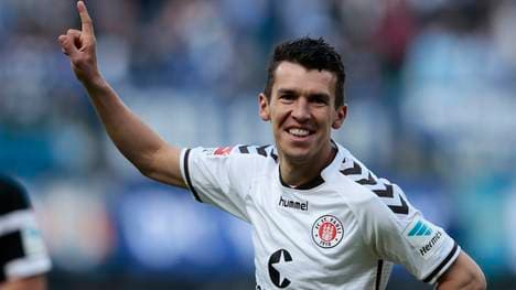 Waldemar Sobota läuft auch in der nächsten Saison im Trikot des FC St. Pauli auf