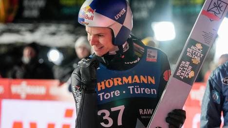 Triumph in Vikersund: Andreas Wellinger