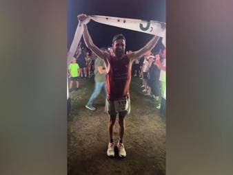 Jonas Deichmann beendet am Abend seinen 120. Ironman in den letzten 120 Tagen. Ein unangefochtener Weltrekord auf der Triathlon-Langdistanz.