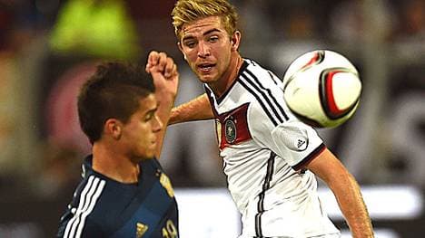 Erik Lamela weiß den kollektiven Tiefschlaf in der deutschen Hintermannschaft ebenfalls zu nutzen (40.) - 0:2 heißt es zur Pause 