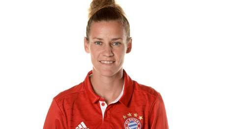 Sabine Laudehr bleibt in dieser Saison vom Pech verfolgt