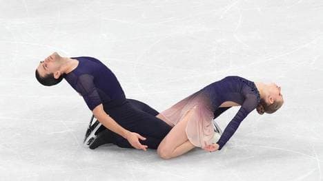 Minerva-Fabienne Hase (r.) und Nikita Volodin (l.) 