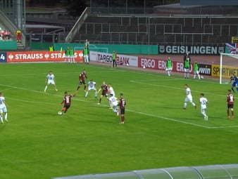 Zweitligist 1. FC Nürnberg erreicht mit einem mühsamen Sieg bei Regionalligist SSV Ulm die zweite Pokalrunde. Matchwinner ist ein ehemaliger BVB-Spieler.