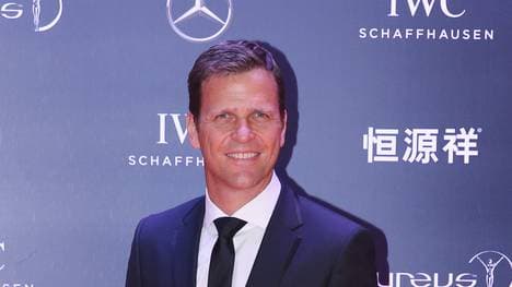 Oliver Bierhoff nahm den Preis für das DFB-Team entgegen