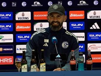 Edin Dzeko laboriert an einer Schulterverletzung. Doch der bosnische Stürmer könnte gar noch in dieser Saison auf den Platz zurückkehren - und das schneller als gedacht. 